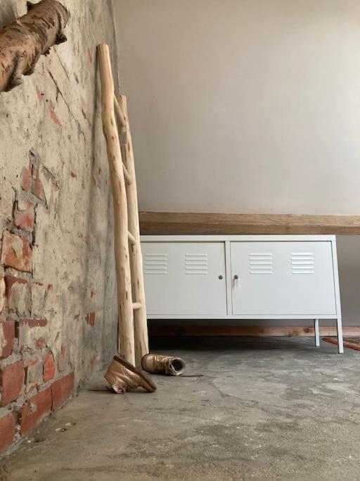 Schuurloft Hof Ten Bogaerde Met Biozwembad, Veldzicht & Uilennest Яббеке Экстерьер фото