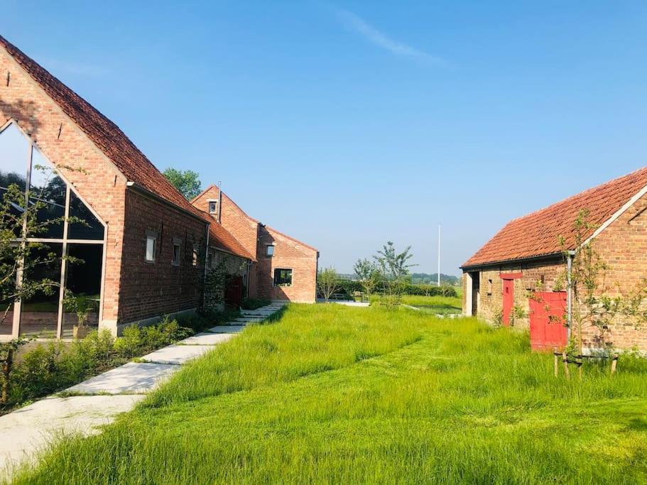 Schuurloft Hof Ten Bogaerde Met Biozwembad, Veldzicht & Uilennest Яббеке Экстерьер фото